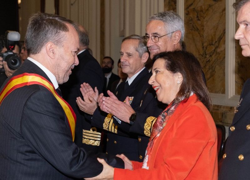 Iñaqui López recibe la Gran Cruz del Mérito Naval